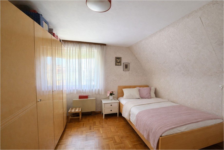 DG Zimmerbeispiel Einfamilienhaus V�hringen-Illerberg