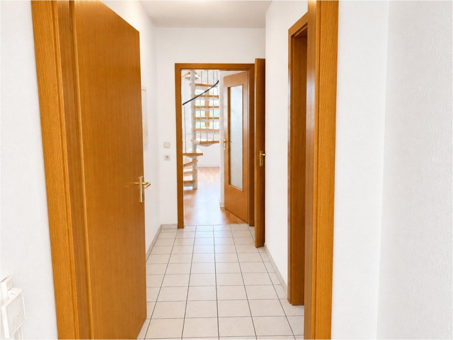 Vorraum und Diele Etagenwohnung Burgau