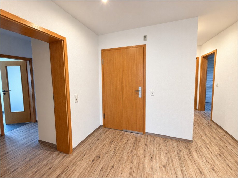 EG Diele Mehrfamilienhaus Elchingen
