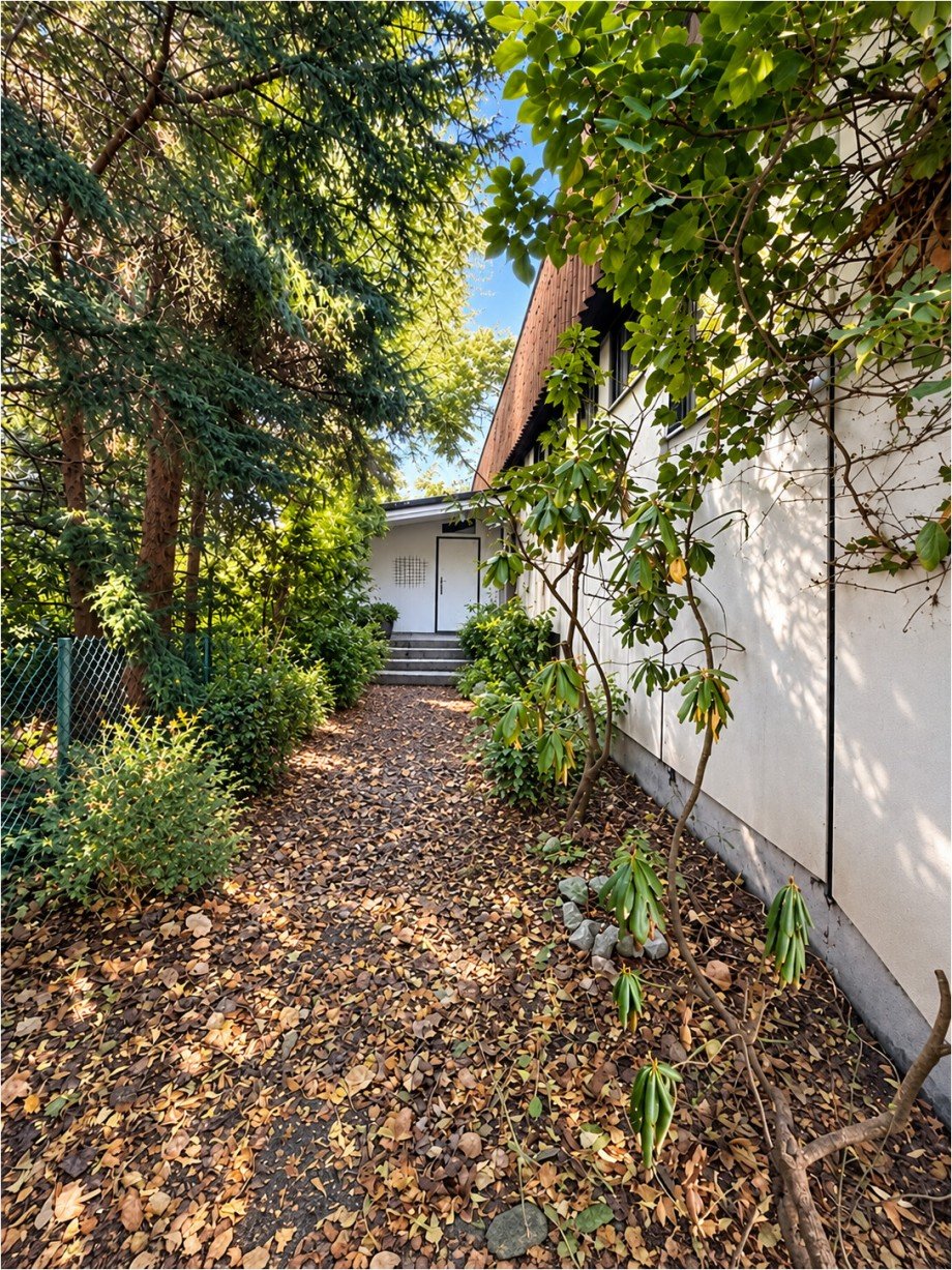 Eingang Haus 2a Doppelhaush�lfte G�nzburg
