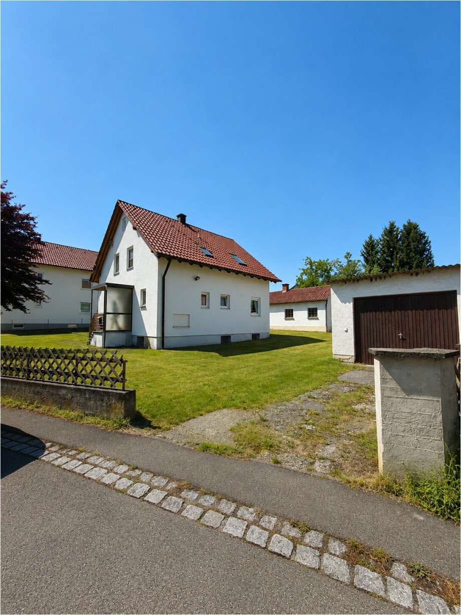 Haus mit Garage Einfamilienhaus Roggenburg-Schie�en