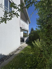 IMG_2165 Mehrfamilienhaus mit Garage und Stellplatz - Wohnen oder investieren dank freiem DG