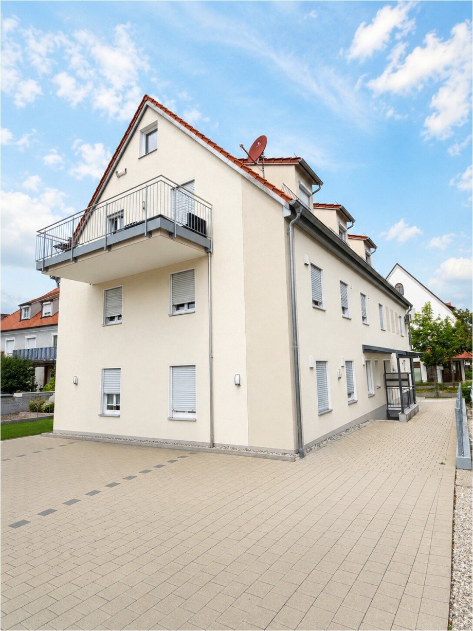 Hausansicht Eingang Etagenwohnung Leipheim