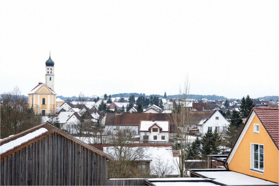 Ausblick Einfamilienhaus Roggenburg / Schie�en