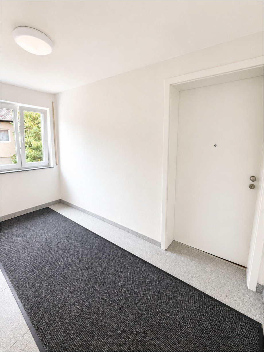 Eingangsbereich - Treppenhaus Etagenwohnung Leipheim