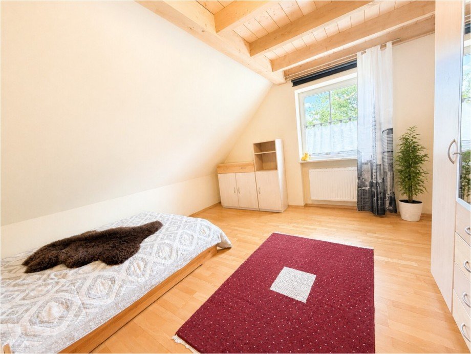 DG Zimmer Einfamilienhaus Kutzenhausen / Maingr�ndel