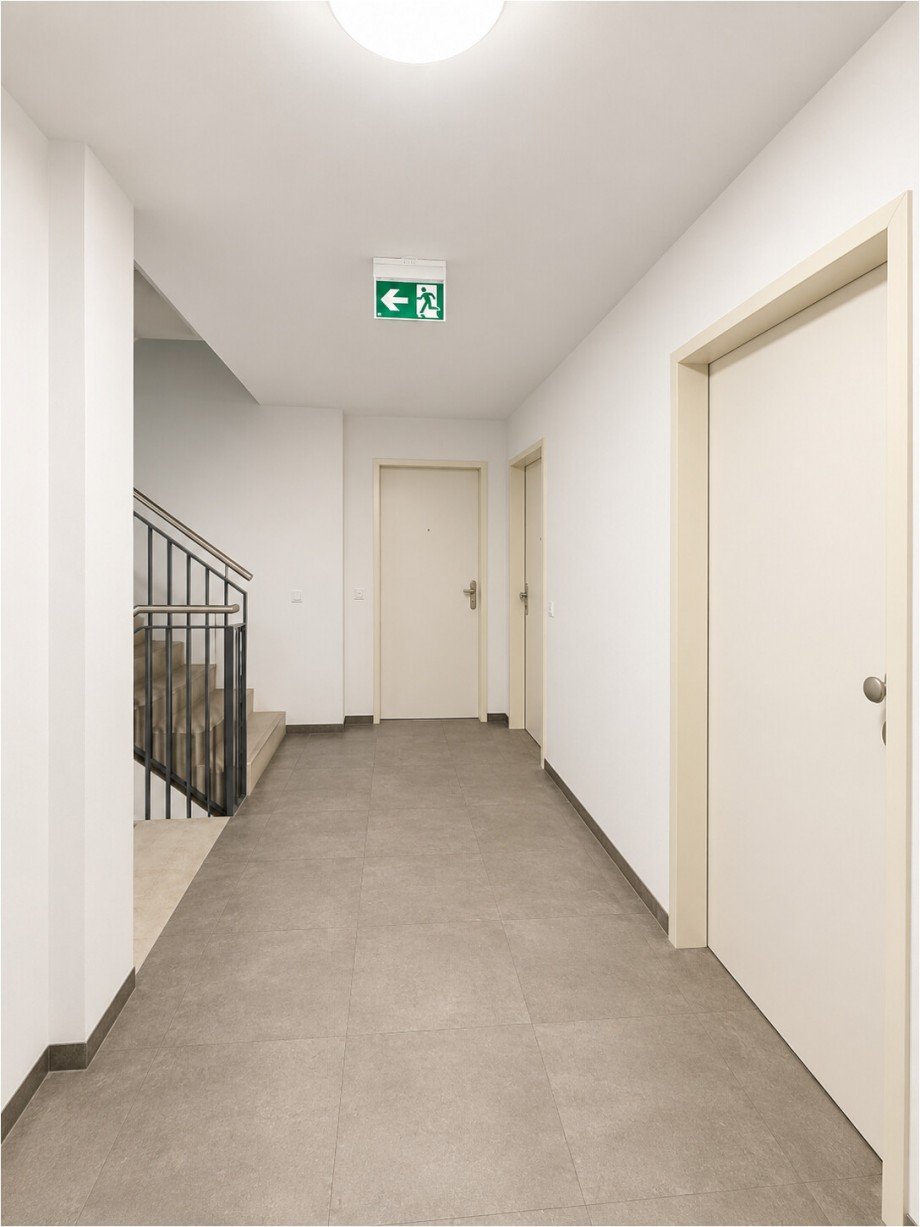 Flur zum Appartement Etagenwohnung Augsburg