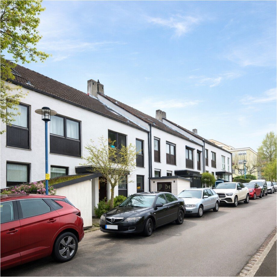 Stra�enseite Reihenmittelhaus Friedberg