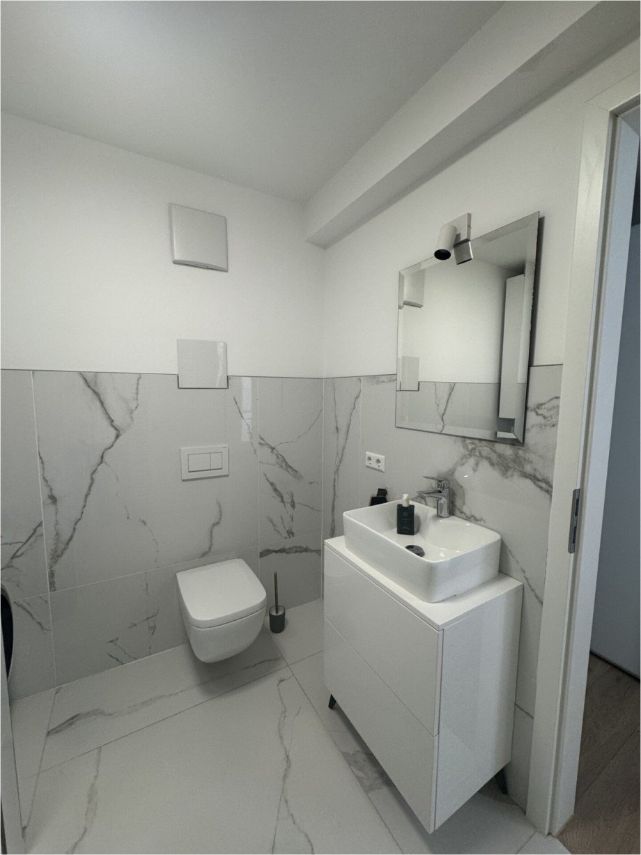 Bad_ Etagenwohnung Wei�enhorn