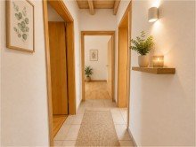 Einliegerwohnung DG Flur Wo Wohntr�ume wahr werden-Familienidyll mit Einliegerwohnung im ruhigen wundersch�nen Gartenparadies