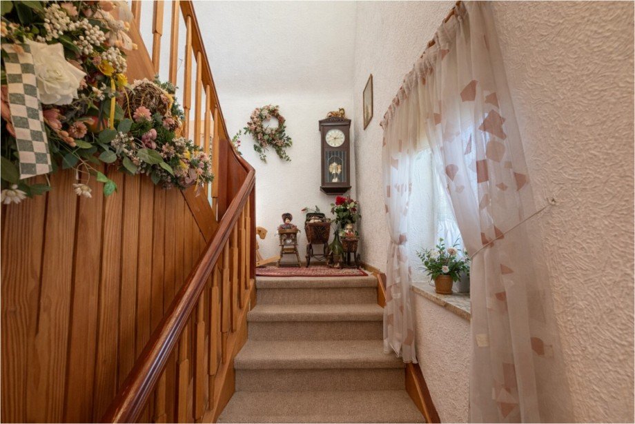 Treppenaufgang ins DG Einfamilienhaus V�hringen-Illerberg
