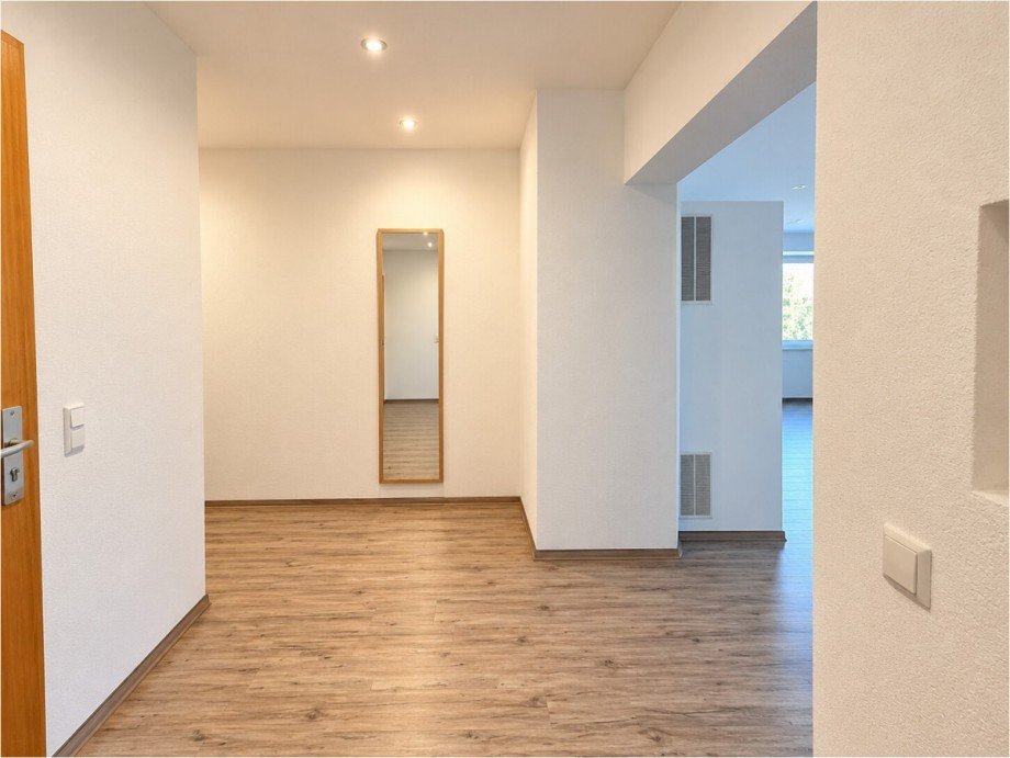 EG Diele Mehrfamilienhaus Elchingen