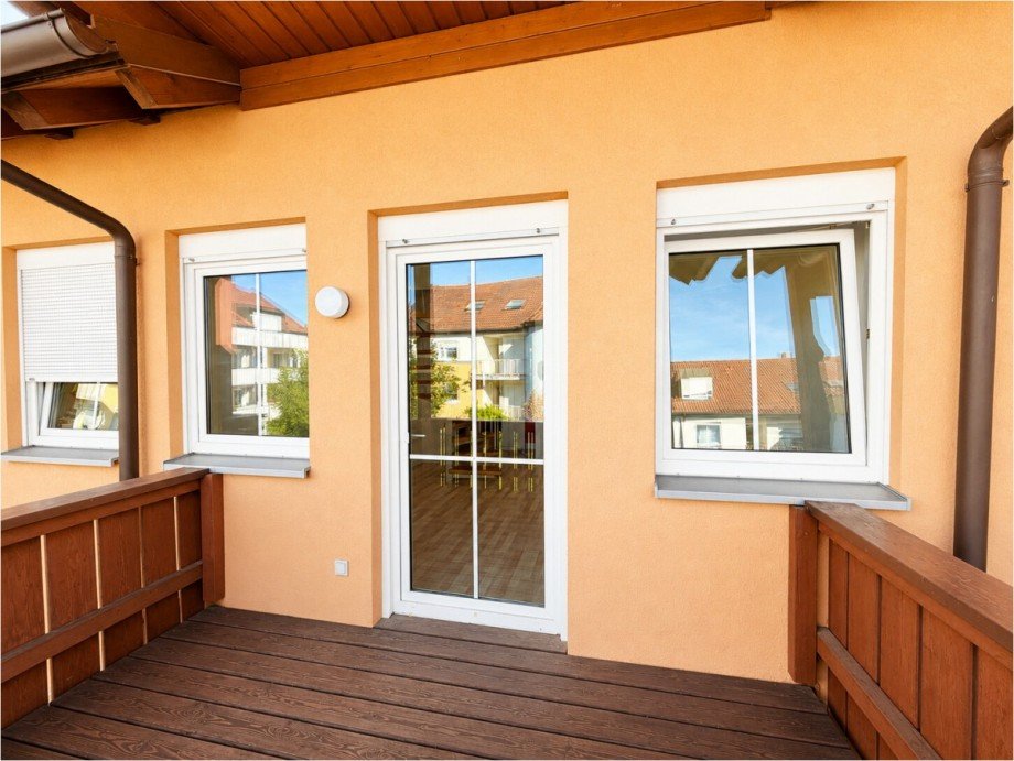 Balkon zum Wohnbereich Etagenwohnung Burgau